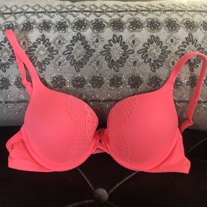 Victoria's Secret Intimates & Sleepwear - VS Bright Pink Push Up Lace Bra 34B Victoria's Secret Intimates & Sleepwear - VS Bright Pink Push Up Lace Bra 34B